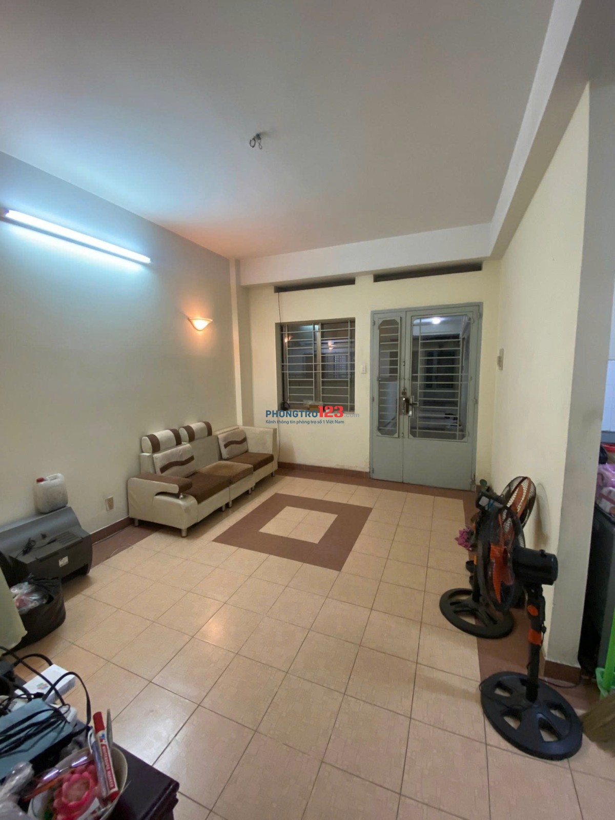 Căn hộ chung cư Huỳnh Văn Bánh, Phú Nhuận, 2p ngủ, 10tr