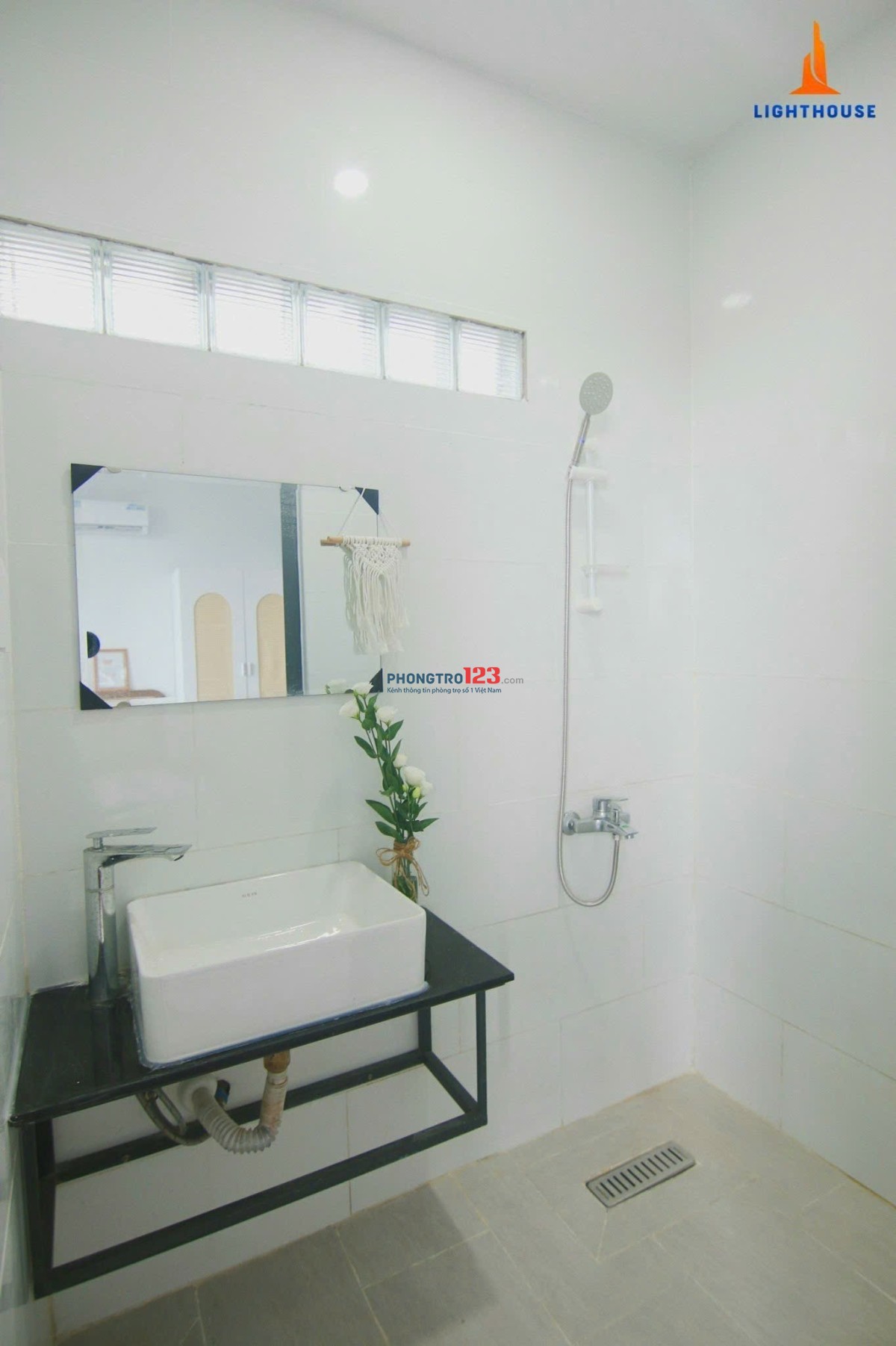 Phòng mới tinh, có ban công lớn tách bếp - Nguyễn Văn Lượng, Gò Vấp