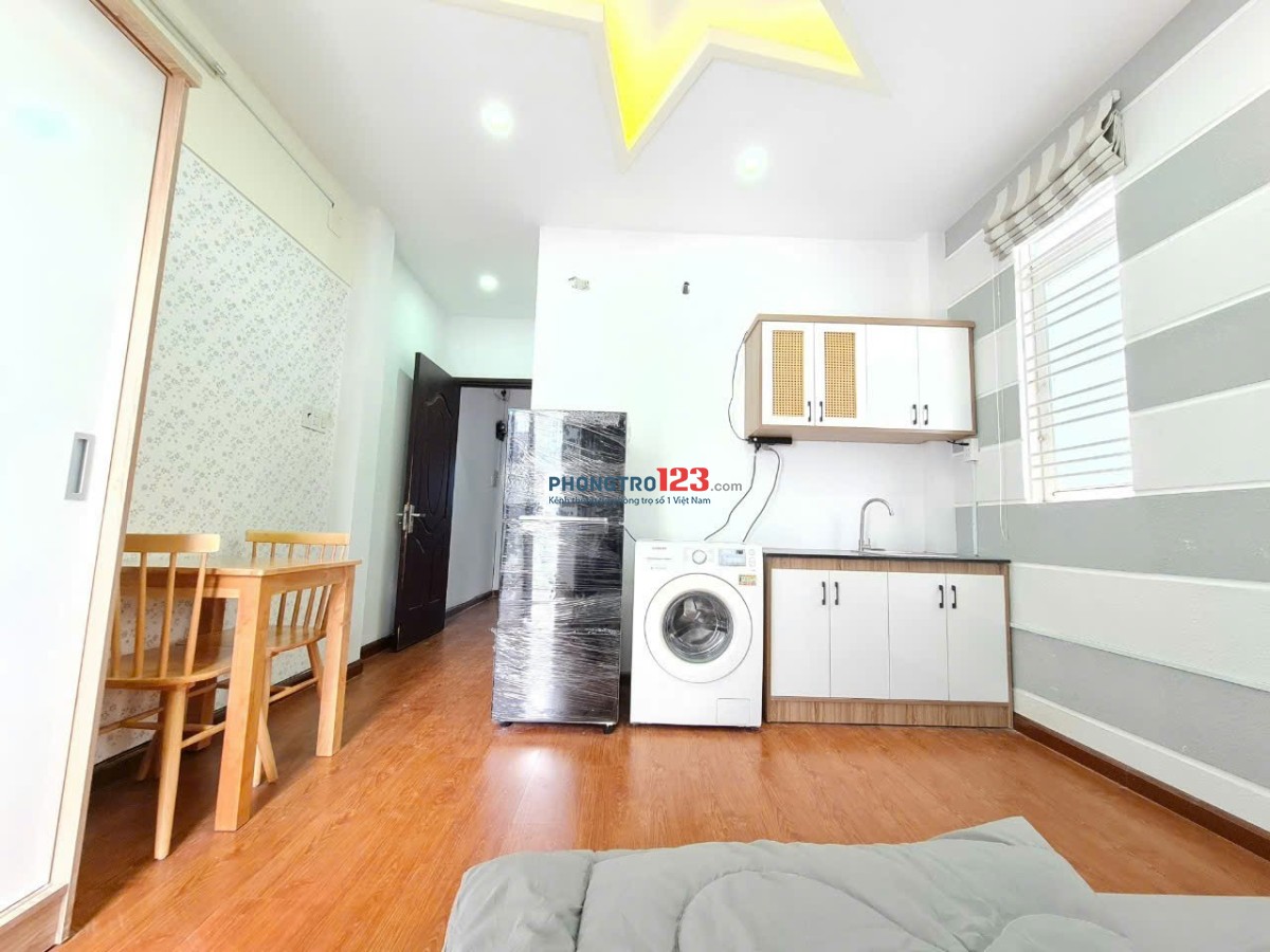 Cho thuê phòng có ban công, hẻm xe hơi, máy giặt riêng - Nguyễn Văn Đậu, Bình Thạnh gần Phú nhuận,GV
