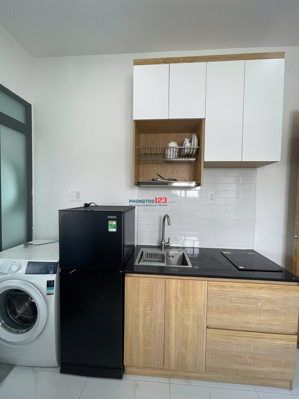 Phòng cửa sổ thoáng Thích Quảng Đức - Phú Nhuận