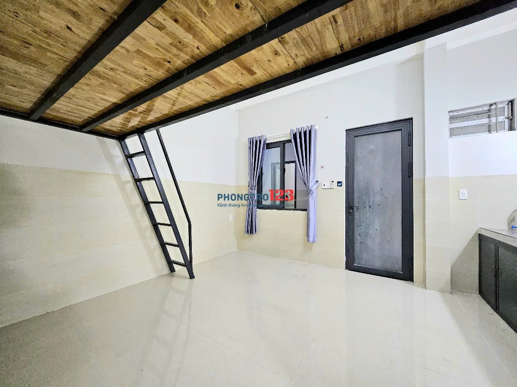 Căn hộ ban công, full nội thất, ngay Tô Ký, CVPM Quang Trung