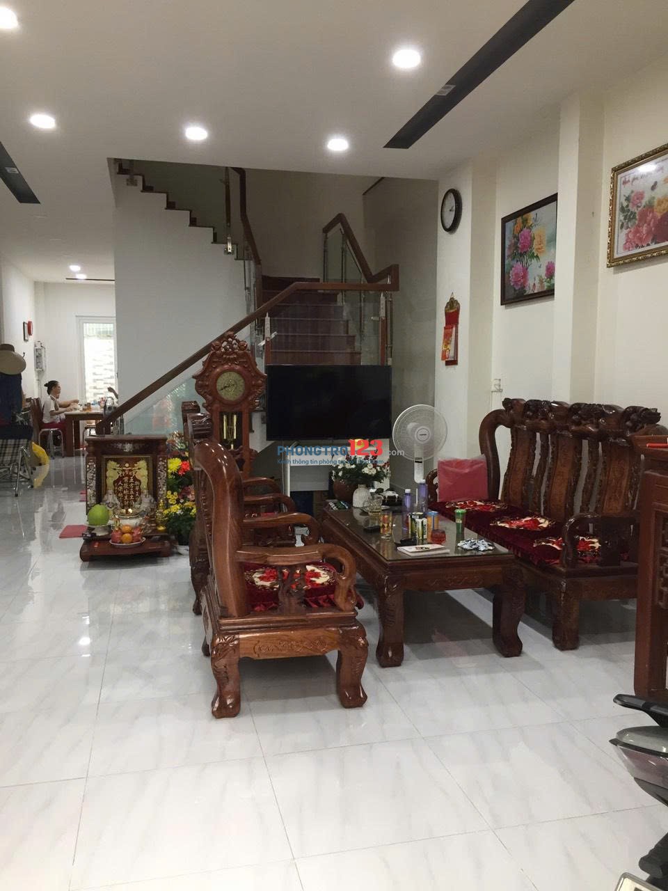 Cho thuê nhà phố nguyên căn FULL nội thất ở KDC 13E Intresco NHƯ HÌNH giá 15 Tr/th