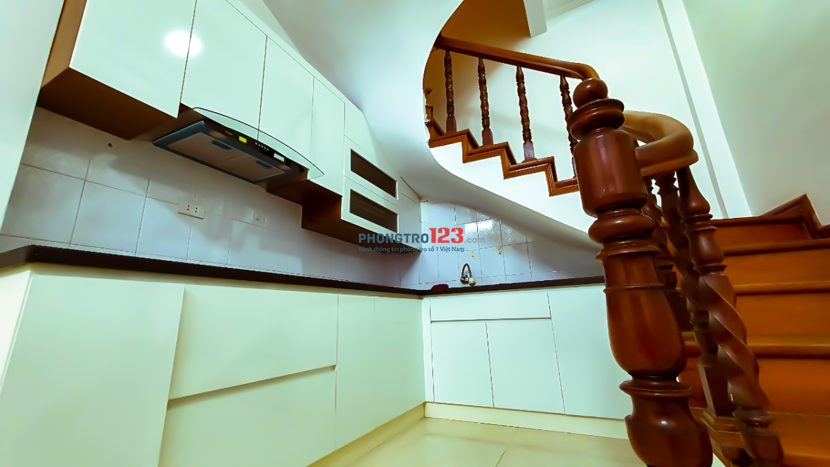 Tầng 2 Ngõ Thông Phong Tôn Đức Thắng full đồ