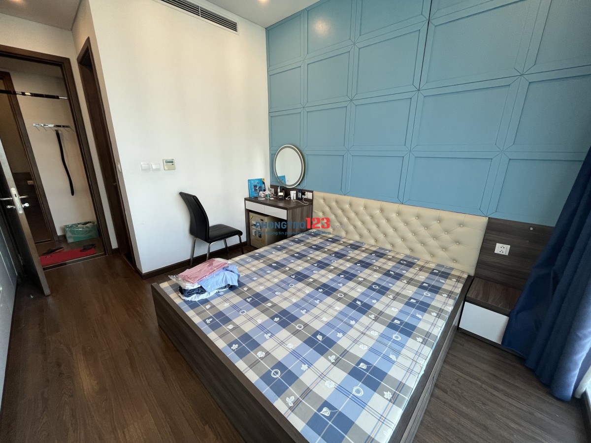 Chính chủ: Cho thuê căn hộ 2PN tầng cao view sông Hồng full nội thất cao cấp