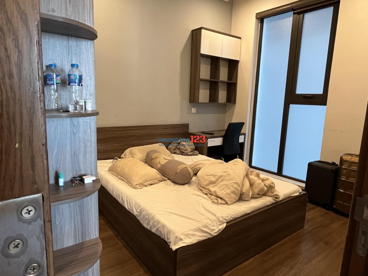 Chính chủ: Cho thuê căn hộ 2PN tầng cao view sông Hồng full nội thất cao cấp