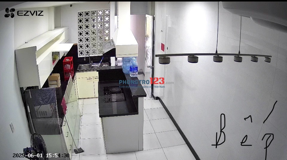 Phòng tro trong nhà riêng khu vuc Phú Nhuan
