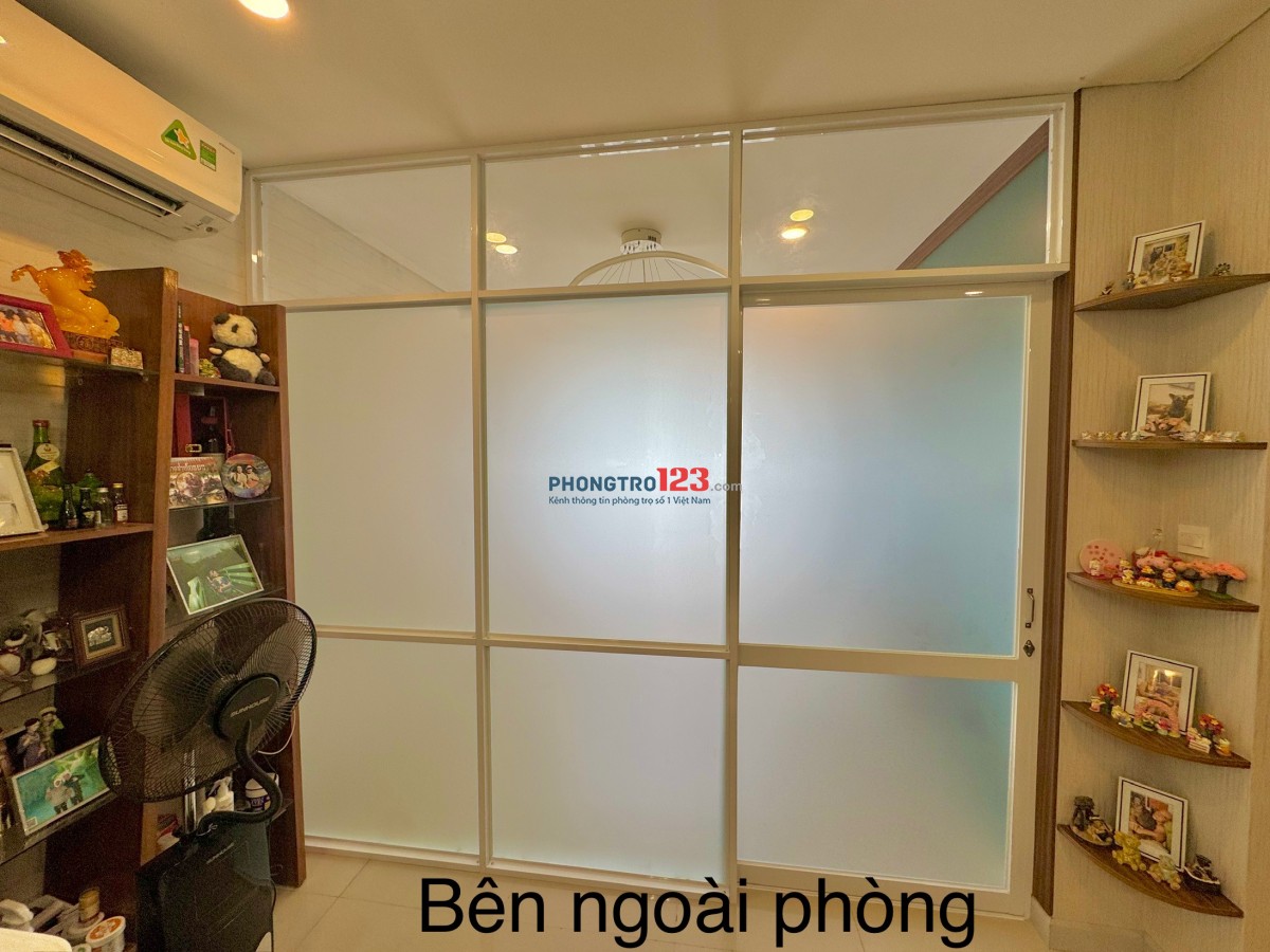 Cho thuê 1 phòng Sub. Chung cư Căn hộ Dragon Hill 2. Bao điện, nước, phí quản lý, wifi. Gần Vivo Q7
