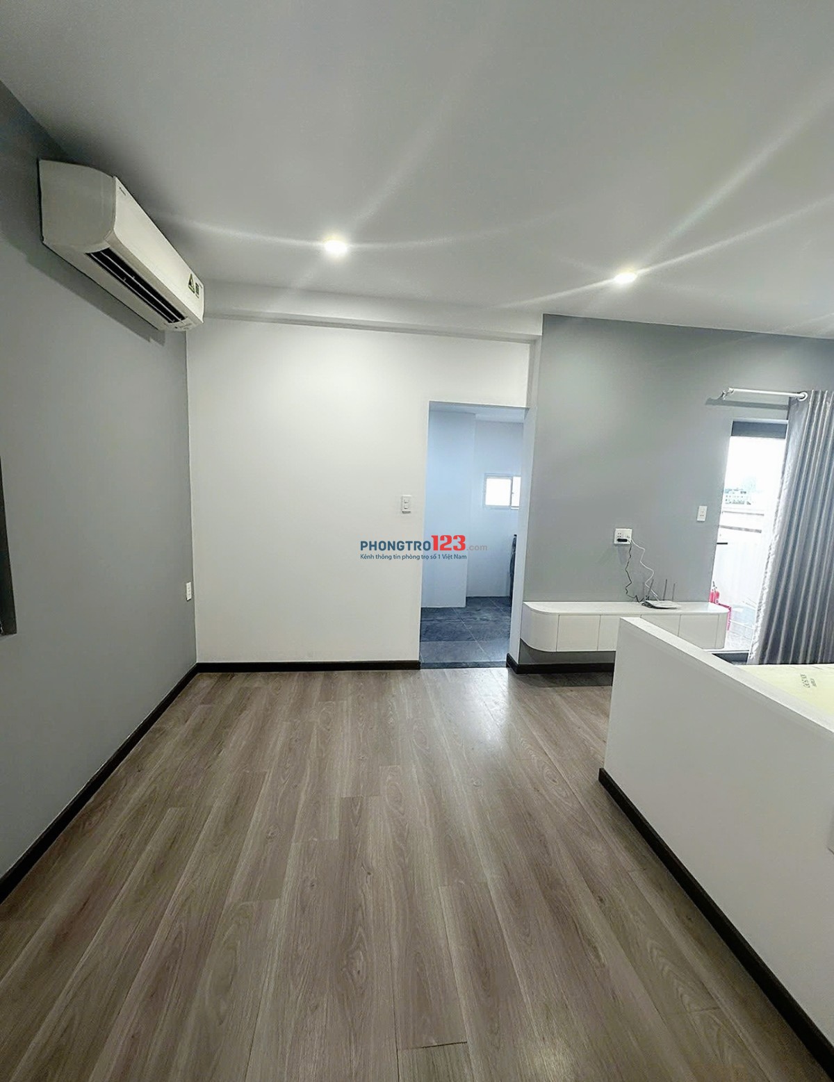 CHO THUÊ CĂN HỘ STUDIO TÁCH BẾP, FULL NỘI THẤT, MÁY GIẶT RIÊNG Ở LÂM VĂN BỀN Q7