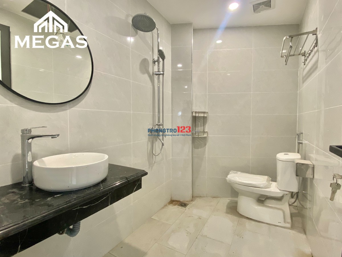 Cho thuê căn hộ 1 ngủ full nội thất cao cấp ngay Vincom Trần Duy Hưng