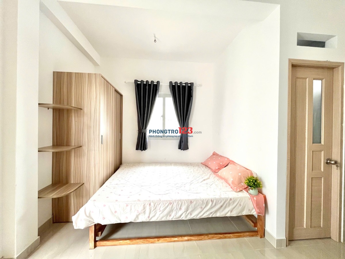Phòng Mới Xây Bình Thạnh, Nhà thang máy, thoáng mát gần Ngã Tư Hàng Xanh