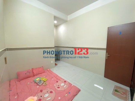 CHO THUÊ PHÒNG TRỌ SẴN MÁY LẠNH VÀ KỆ BẾP NGAY TRƯỜNG CHINH