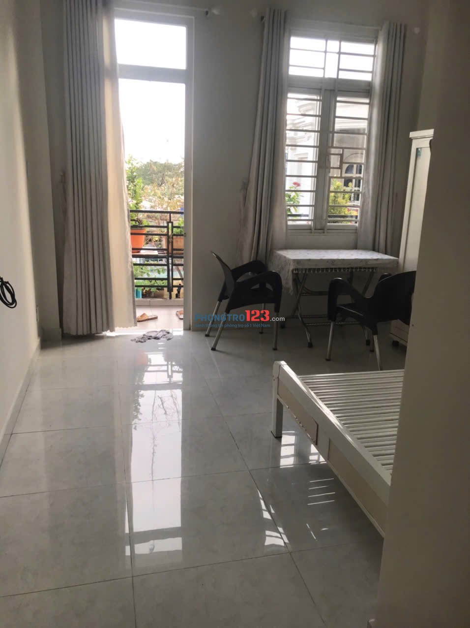 Cho thuê phòng trọ cao cấp tại Hoàng Việt, quận Tân Bình