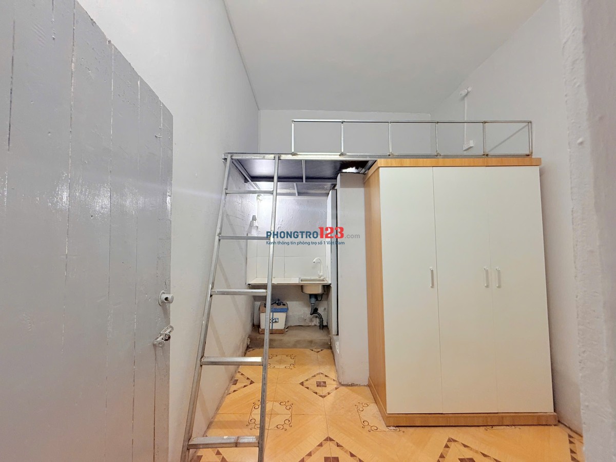 Trống nhiều phòng ở 87 Nguyên Xá - giá 2tr1