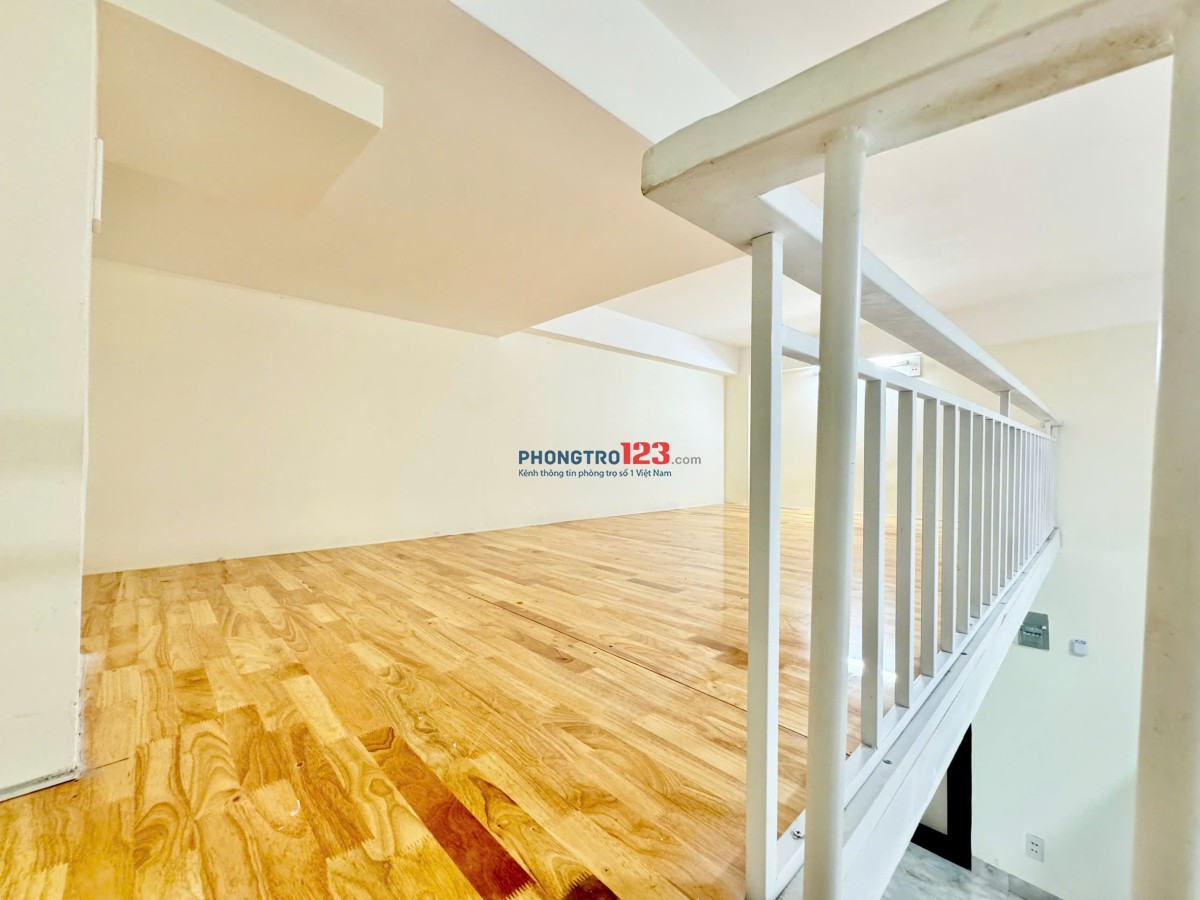 Phòng 32m2 Gác Lững Siêu Rộng Full NT 5phut Đại Học Hutech Bình Thạnh