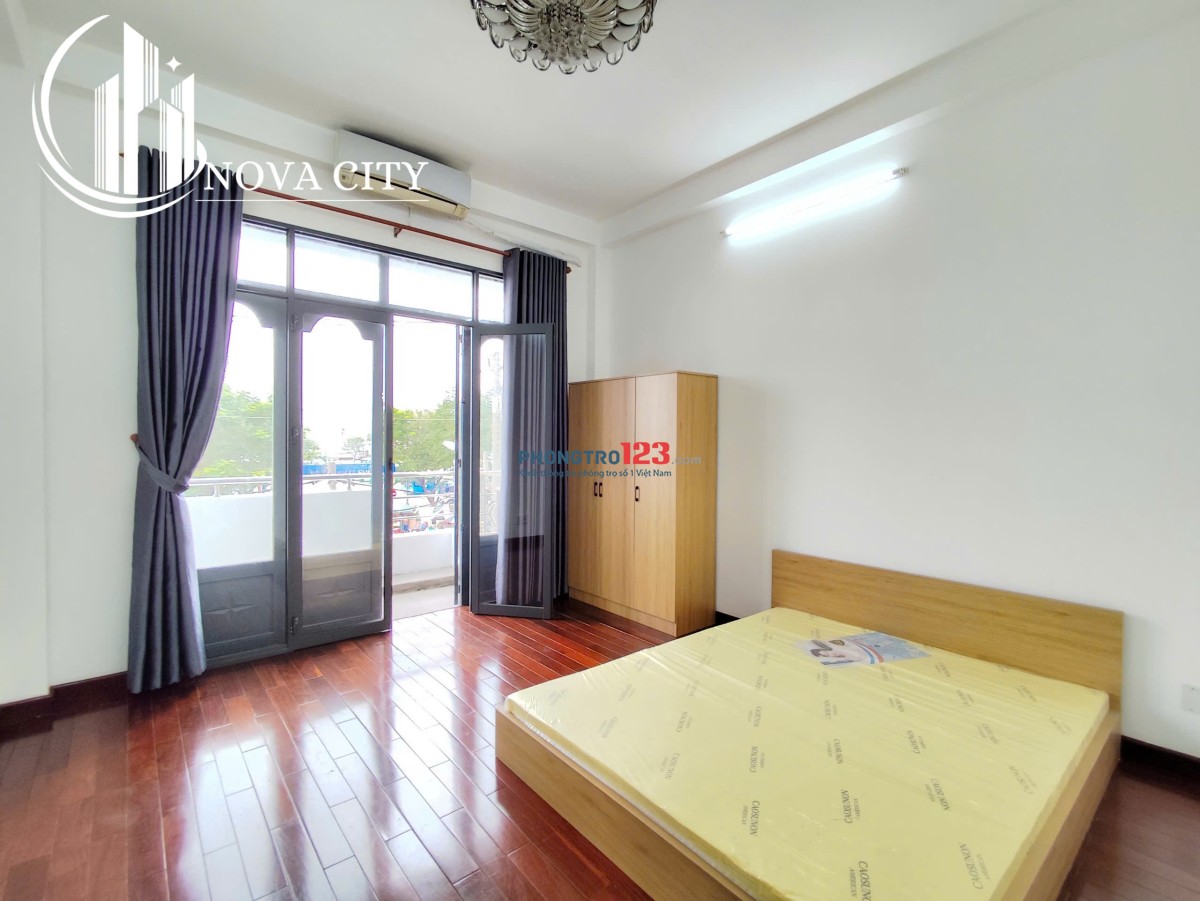 Căn hộ cao cấp - 1 phòng ngủ - ban công gần Aeon Tạ Quang Bửu