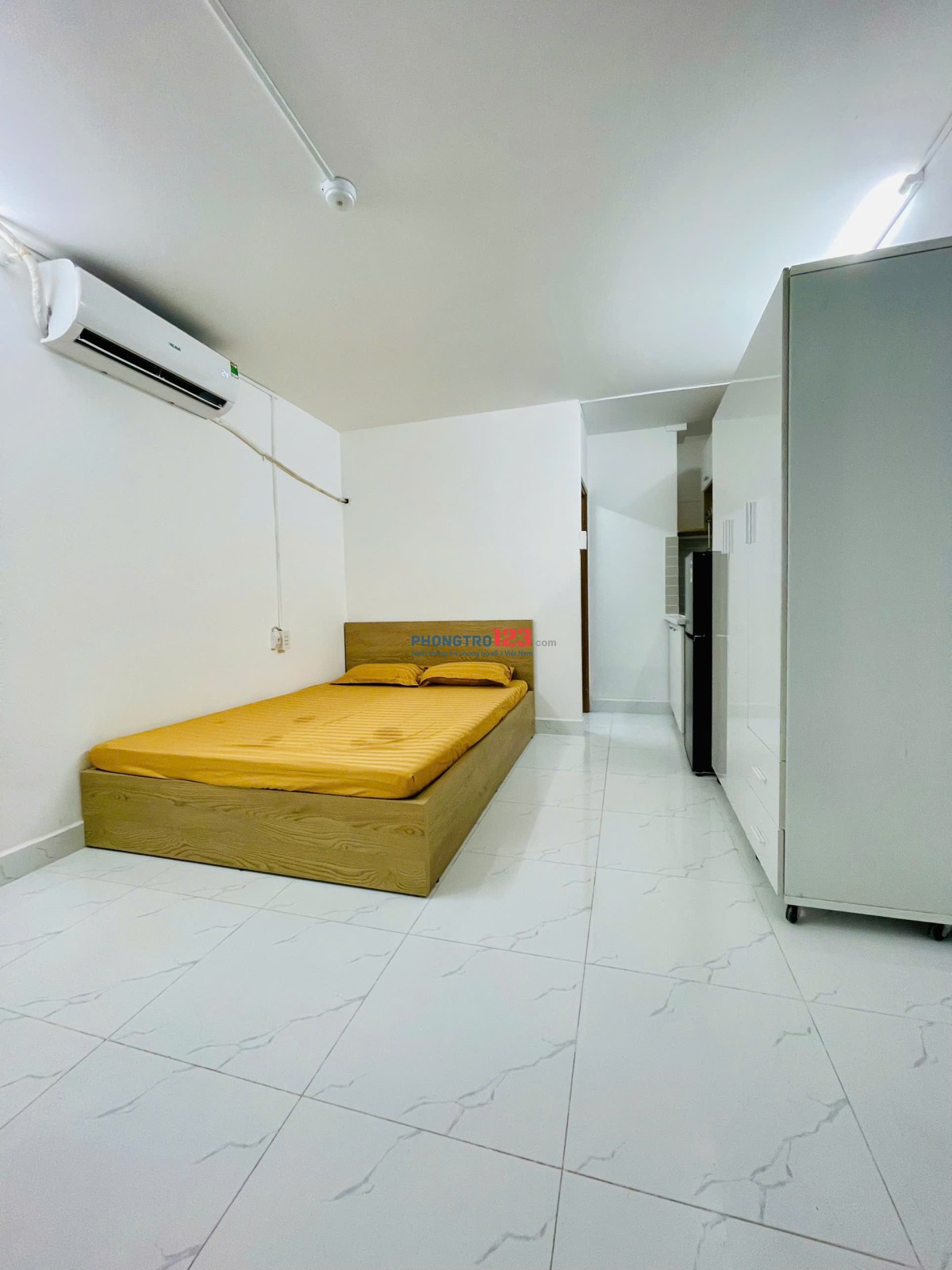 Phòng Studio full nội thất 28m2 - 71 Hồ Bá Kiện Quận 10 (Khóa Vân Tay)
