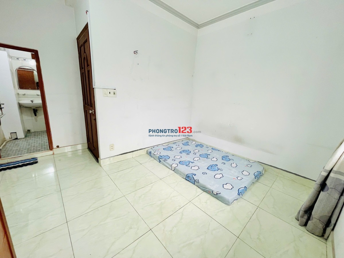 Phòng Đầy Đủ Nội Thất Ngay Tô Ký Quận 12