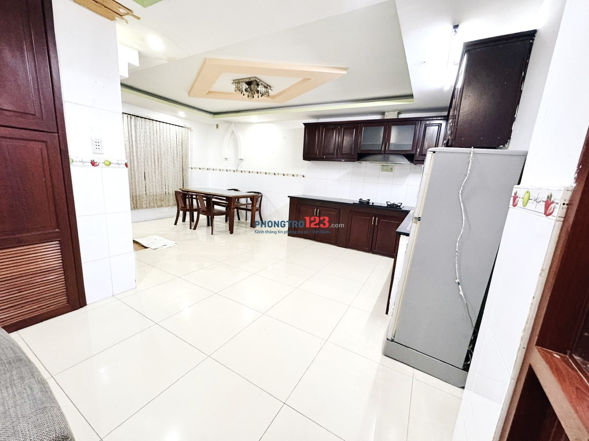 Căn full nội thất 2PN 2WC rộng 75m2 full nội thất 6tr3