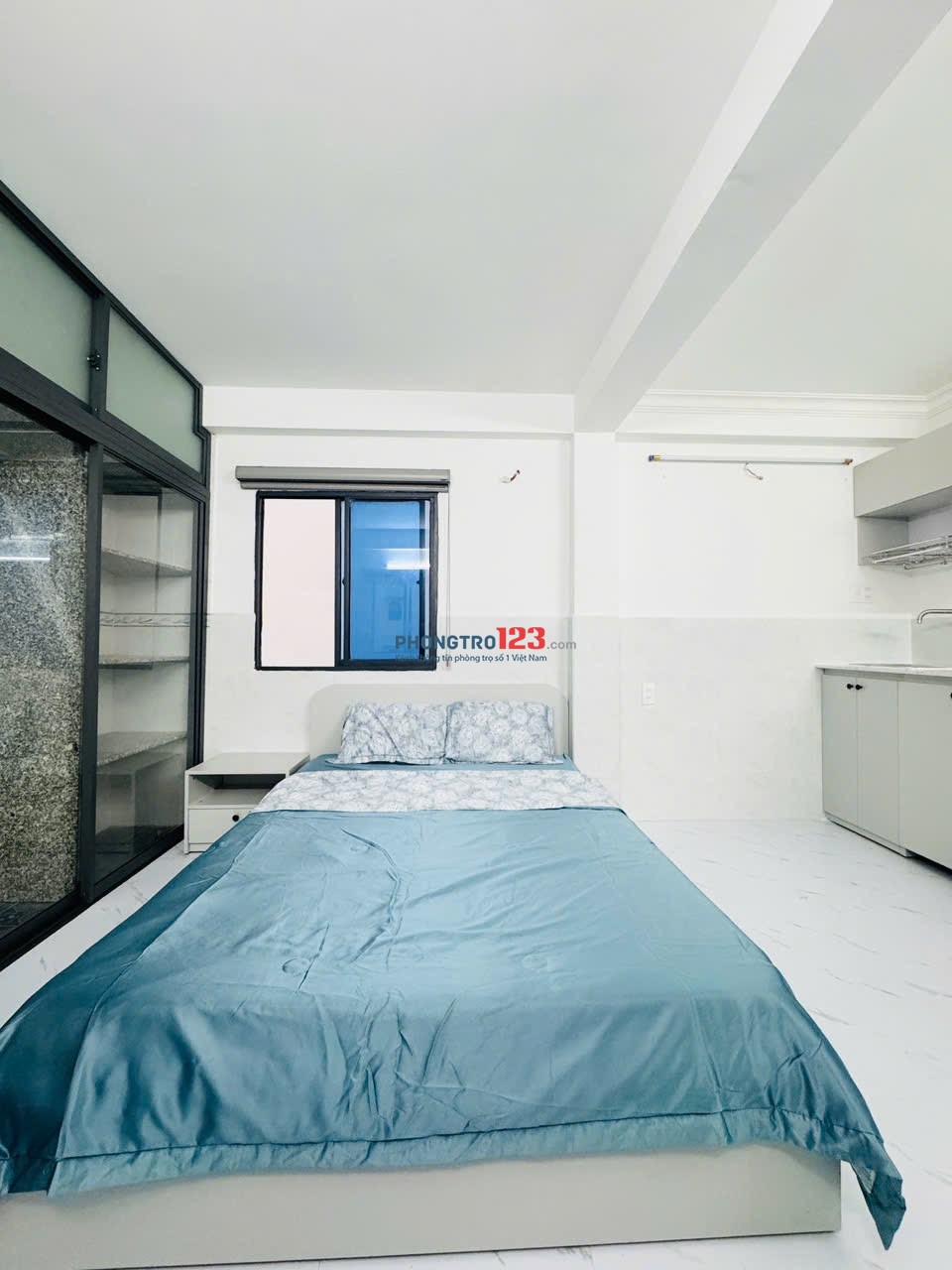 Cho thuê Phòng full noi thất có cửa sổ thoáng mát Nguyễn Công Hoan, Phú Nhuận giáp Bình Thành,Q1