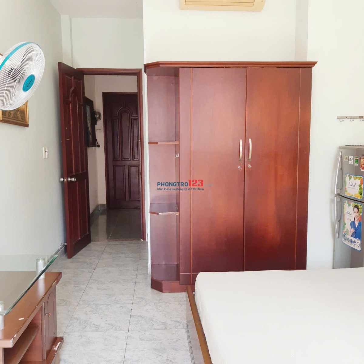 CHO NỮ THUÊ PHÒNG BAN CÔNG CỬA SỔ LỚN GẦN TRUNG TÂM QUẬN 1