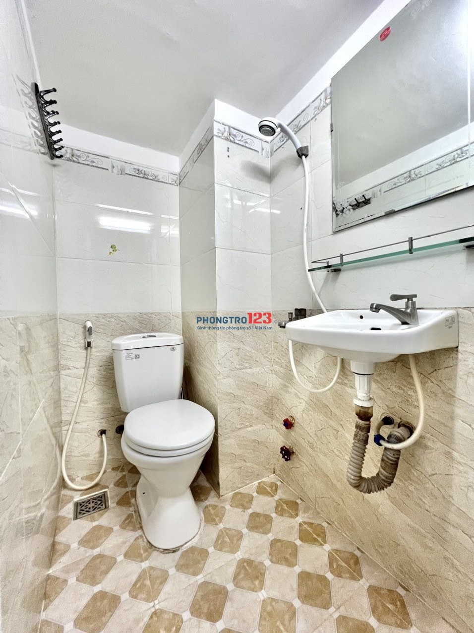 PHÒNG MỚI FULL NỘI THẤT GẦN ĐH GIA ĐỊNH, GẦN SÂN BAY, Ô TÔ TẬN NHÀ