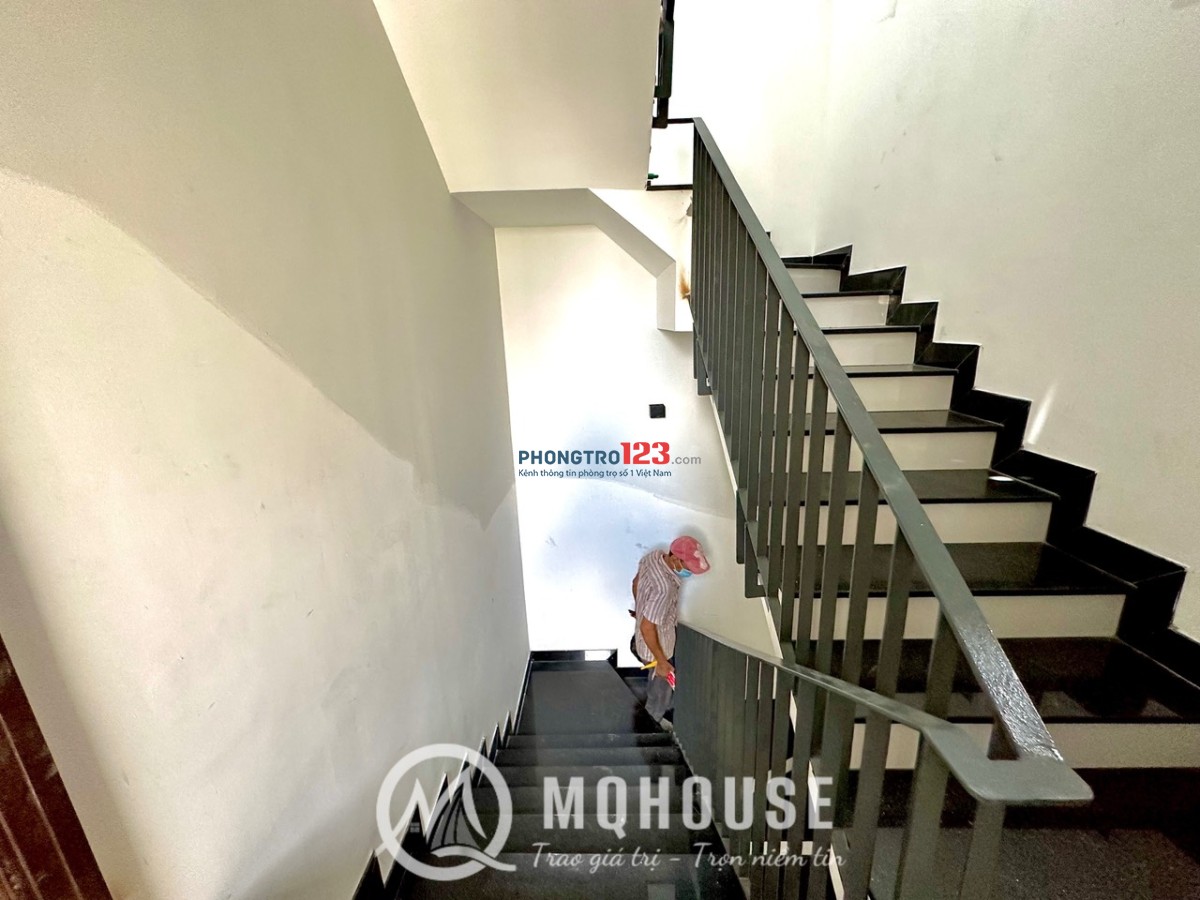 Cho thuê CHDV ban công tách bếp full nội thất đẹp gần Vincom Cộng Hòa - lăng Cha Cả