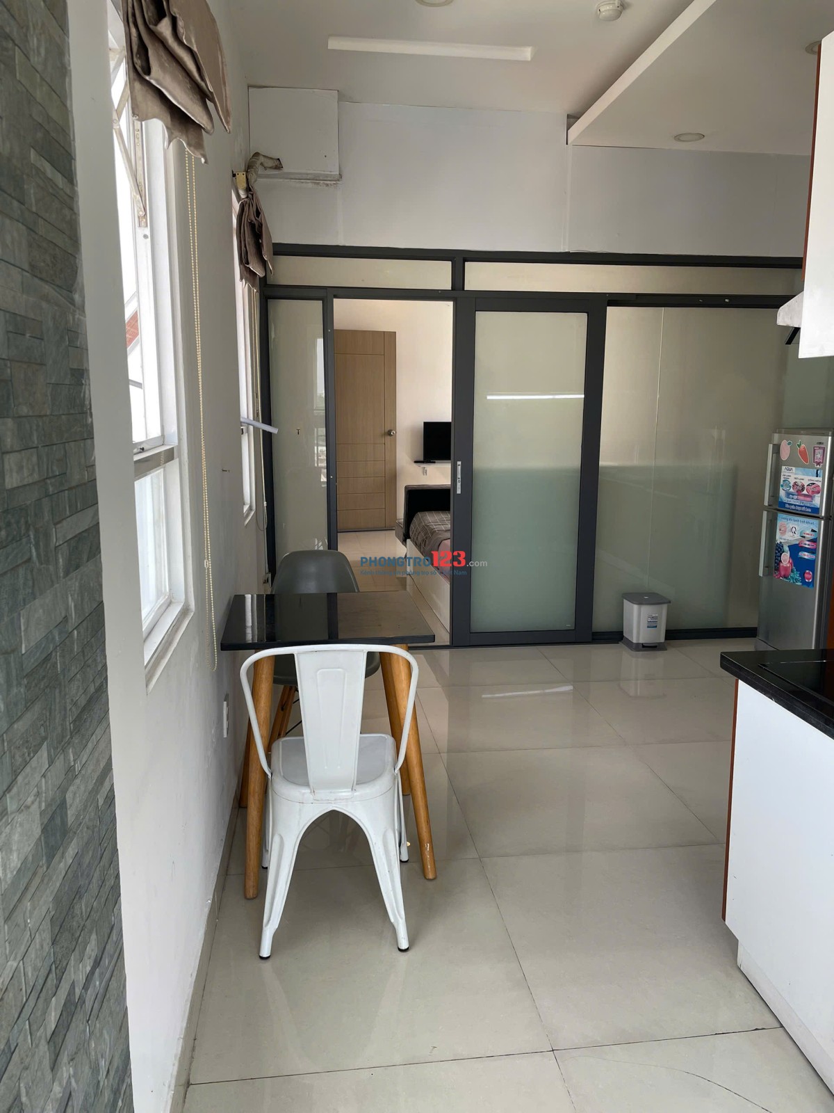 CĂN HỘ 1PN - CHỈ TÍNH ĐIỆN - 50M2 - THANG MÁY - HẦM XE - NGAY KHU ẨM THỰC - NHIỀU CH TIỆN LỢI