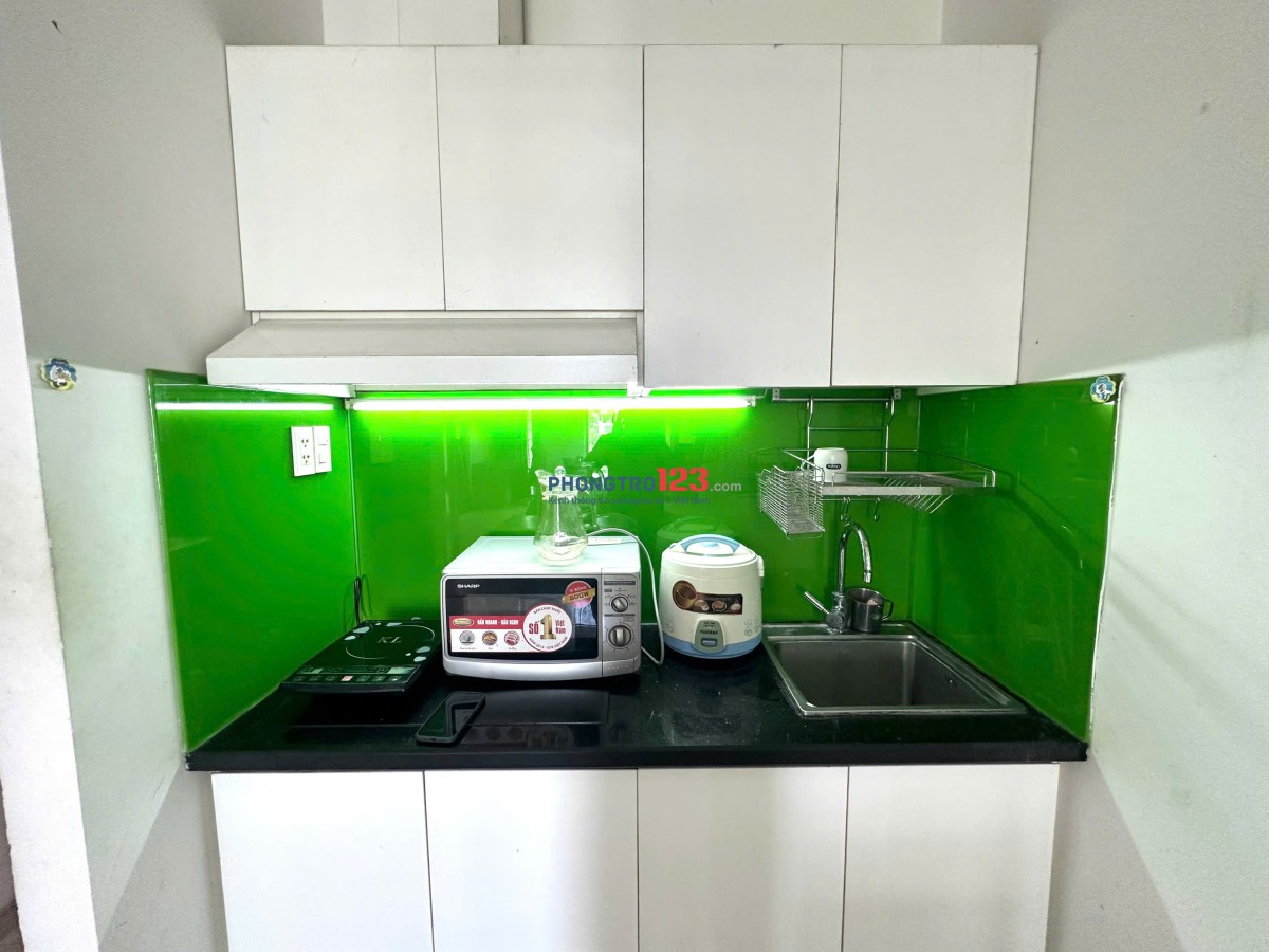 TRỐNG CĂN HỘ 1PN - VIEW HÀ ĐÔ CENTROSA - NGAY CÔNG TRƯỜNG DÂN CHỦ