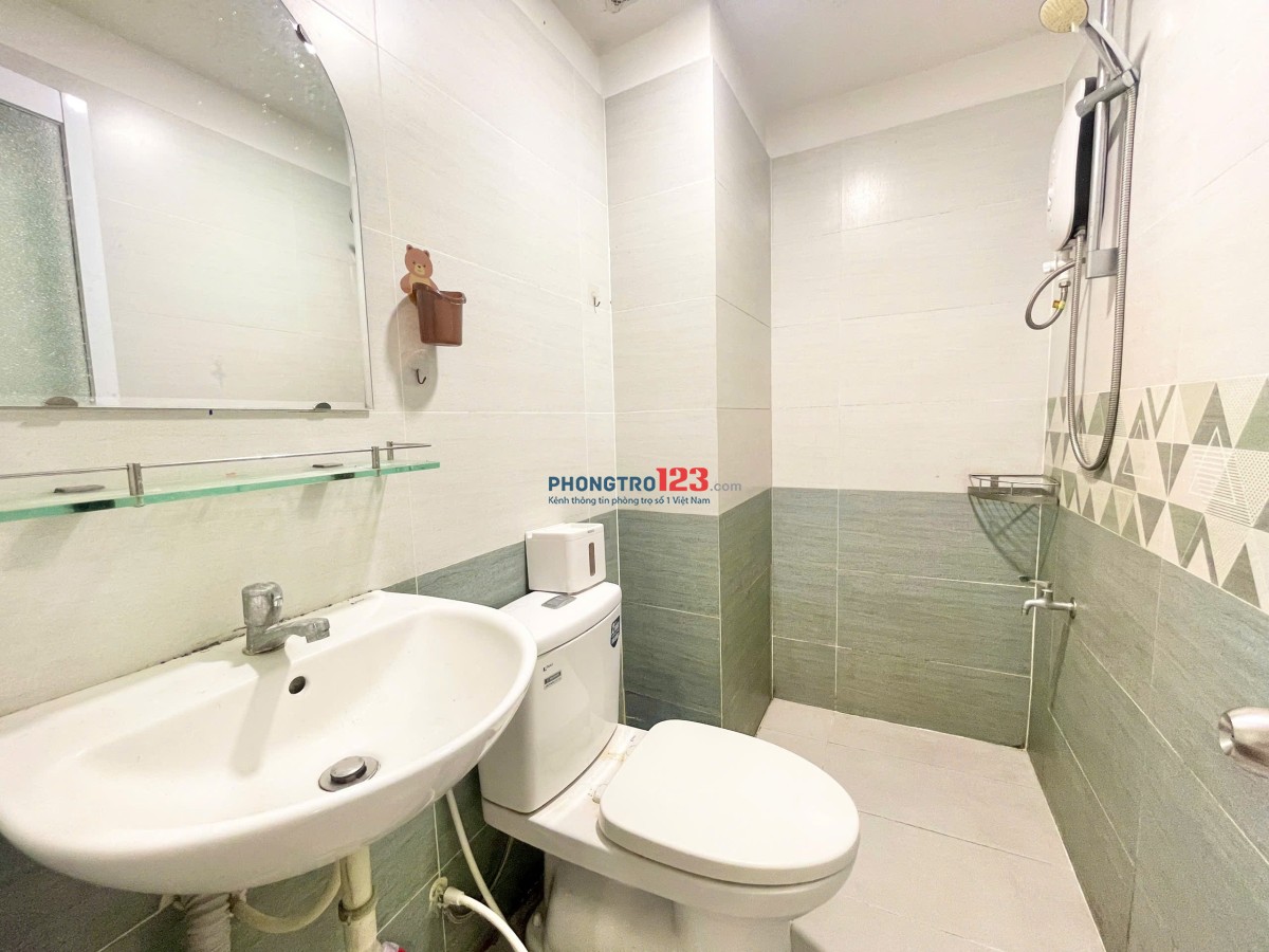 Căn Hộ Cho Thuê - Bancol - Full Nội Thất - Máy Giặt Riêng - Khu Phan Xích Long