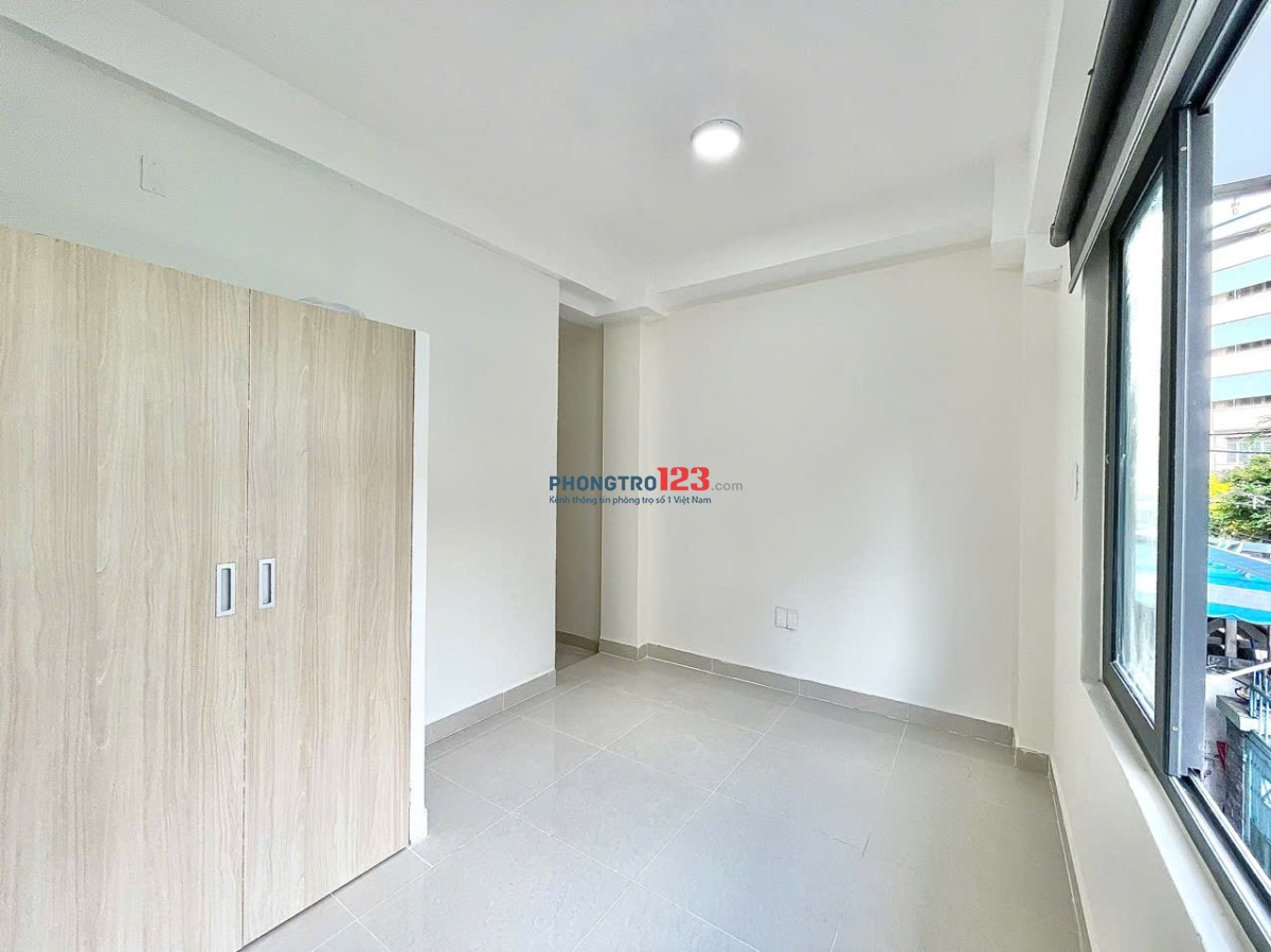 Phòng Thoáng Mát, Mới Xây Ngay Bờ Kè Hoàng Sa Q3
