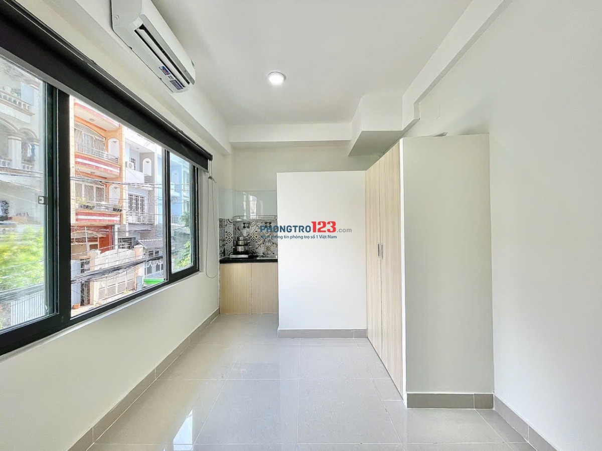 Phòng Thoáng Mát, Mới Xây Ngay Bờ Kè Hoàng Sa Q3