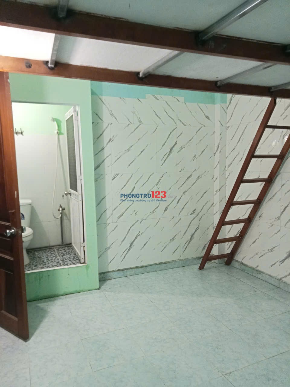 Phòng cho thuê gần Cách Mạng Tháng Tám, giá từ 2tr