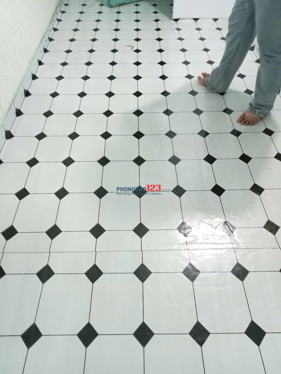 Phòng cho thuê gần Cách Mạng Tháng Tám, giá từ 2tr