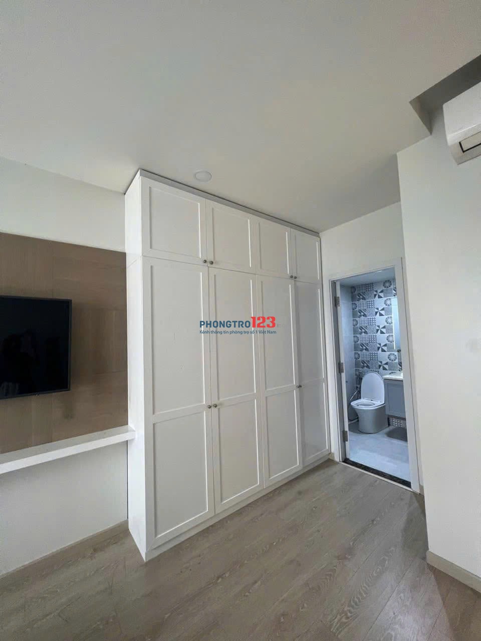 Căn hộ Ruby Garden, Tân Bình, 2p ngủ, rộng 87m2, 10tr5/th