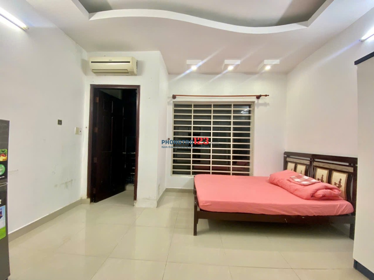 Cho Thuê Căn Hộ Full Nội Thất - Bancol - Rộng 35m2 - Phan Văn Trị - Bình Thạnh