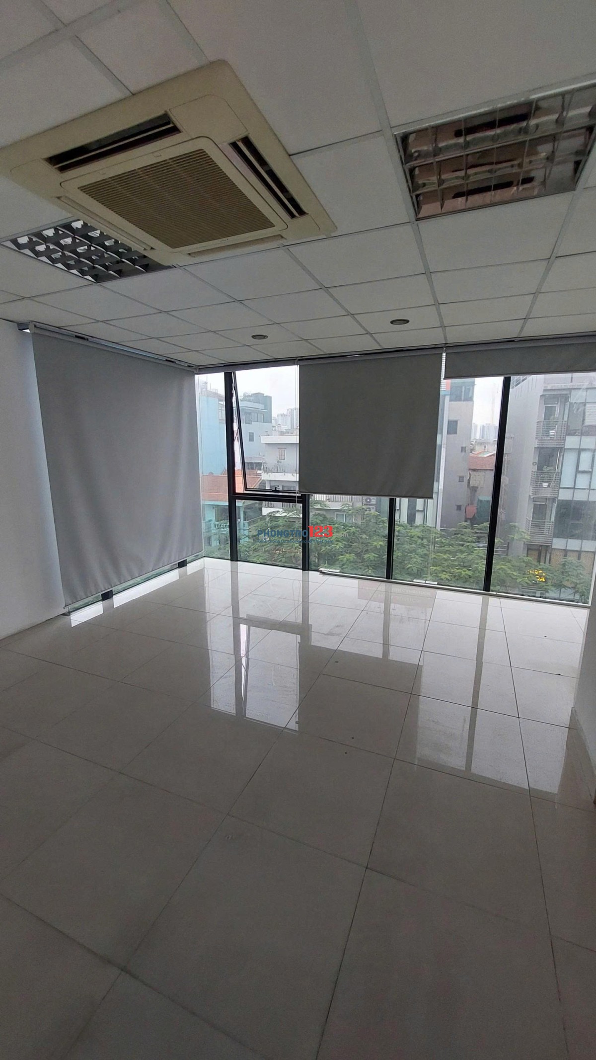  CHO THUÊ VĂN PHÒNG CAO CẤP 80M2 – VIEW ĐẸP – VỊ TRÍ "VÀNG" XUÂN LA – CHỈ 15TR/THÁNG! 