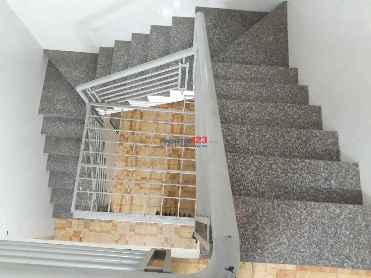 Cho thuê phòng trọ 26m2 giá cực chất 2,4 triệu tại Đường 13, gần cầu vượt Linh Xuân, Thủ Đức, HCM