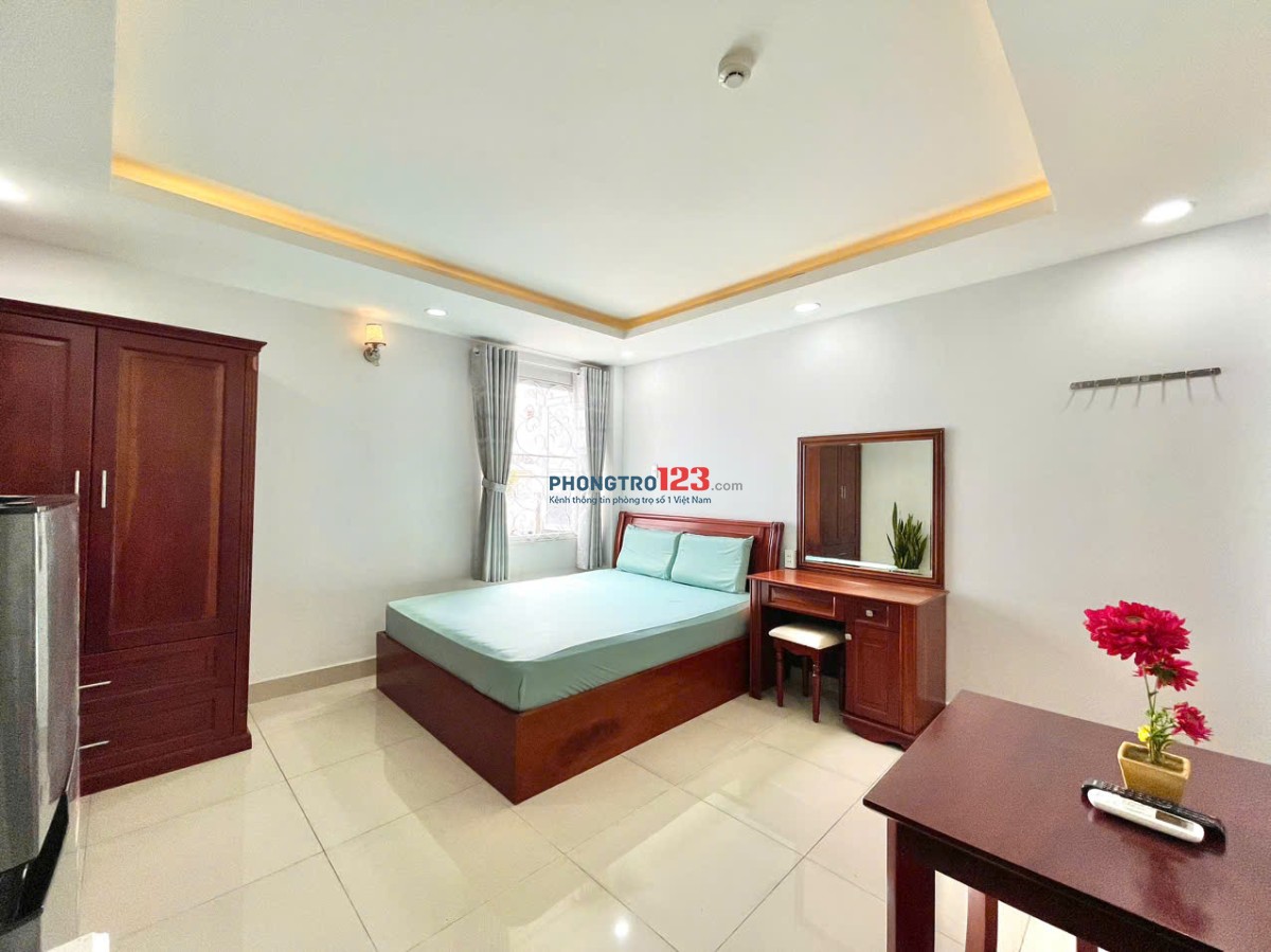 PHÒNG ĐẸP FULL NT NGAY BỜ KÈ HOÀNG SA