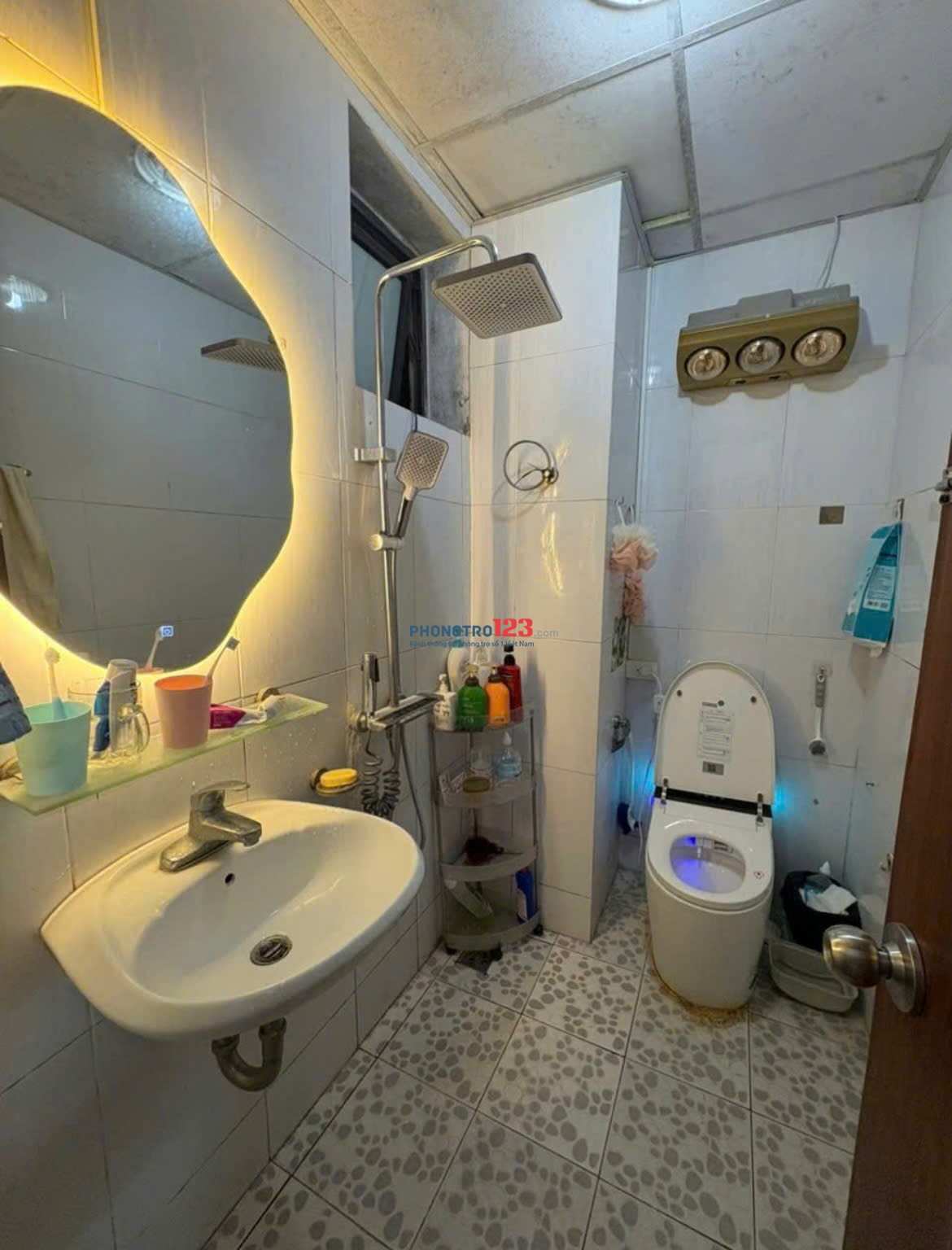 Chung cư Carillon 3, 70m2, 2PN, Hoàng Hoa Thám, TB, 12tr/th