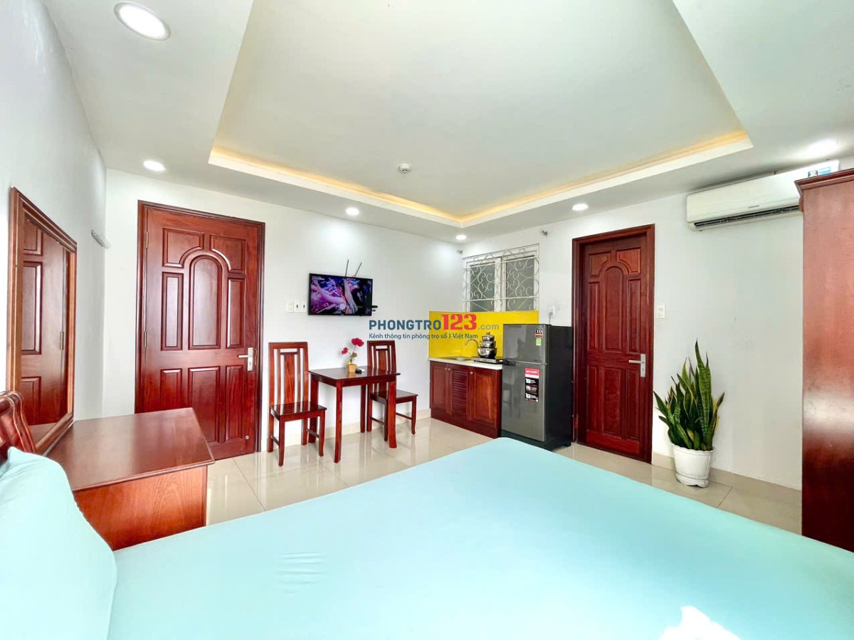 PHÒNG ĐẸP FULL NT NGAY BỜ KÈ HOÀNG SA