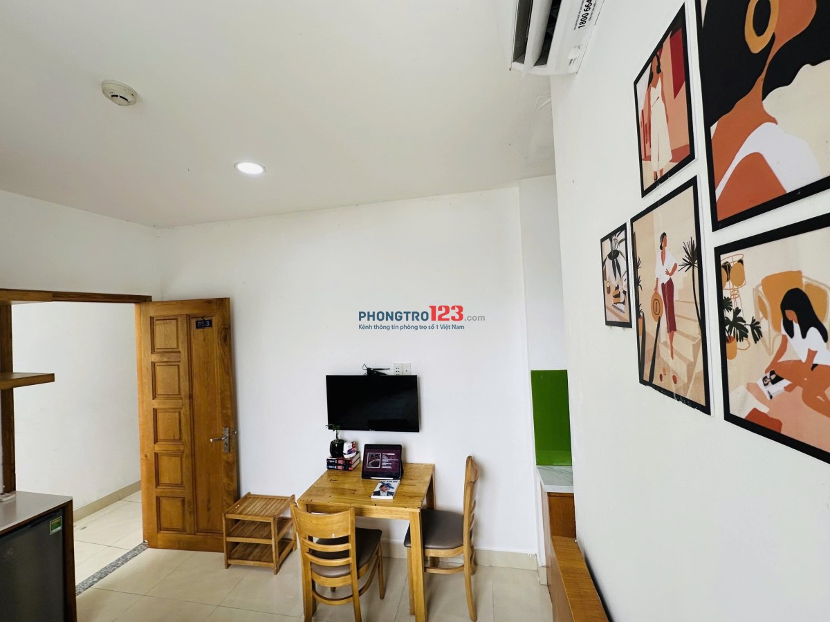 CHO THUÊ PHÒNG 32m2 CỬA SỔ , TÁCH BẾP - NƠ TRANG LONG, BÌNH THẠNH