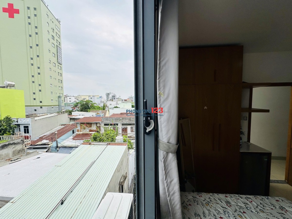 CHO THUÊ PHÒNG 32m2 CỬA SỔ , TÁCH BẾP - NƠ TRANG LONG, BÌNH THẠNH