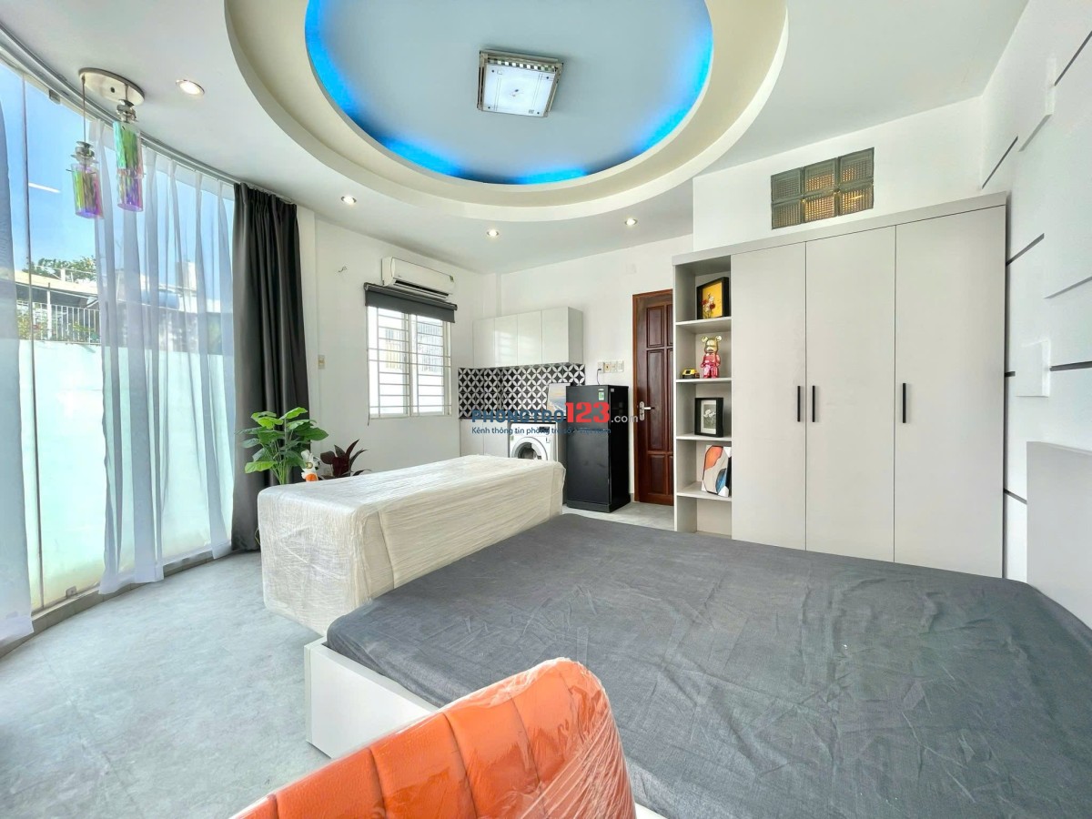 Balcony Bùi Hữu Nghĩa FullNT - máy giặt riêng gần chợ Bà Chiểu - ngã tư Hàng Xanh sát bên Quận 1