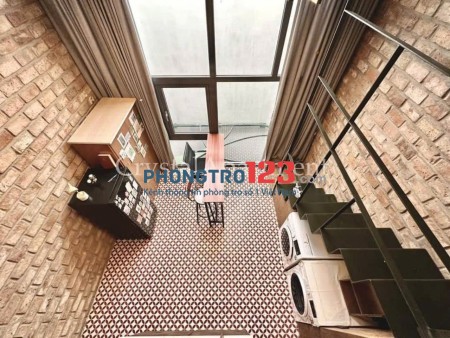 Cho thuê phòng Duplex gác cao đầy đủ nội thất có giặt sấy riêng thang máy ngay Etown quận Tân Bình