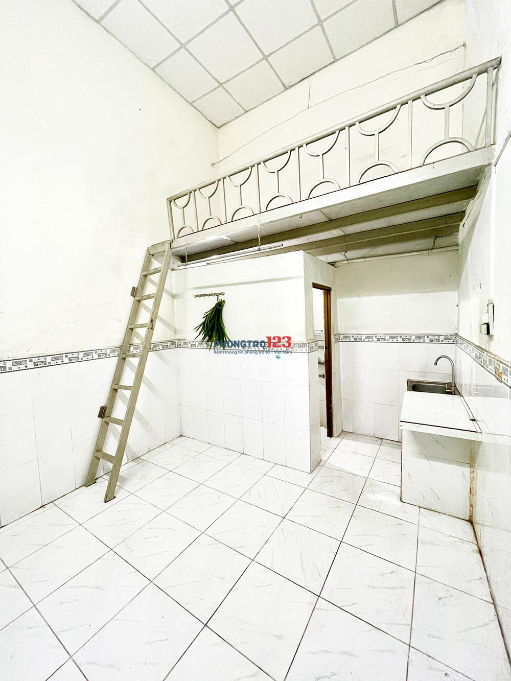 Cho Thuê Phòng Trọ Đường 339 Gần Đỗ Xuân Hợp - Giá Rẻ - Không Chung Chủ