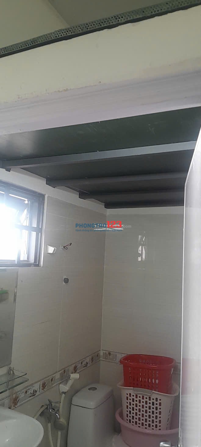 (chính chủ)Còn 1 - 2p, 3tr5, cửa sổ trời, máy lạnh, gần Ngã 4 TĐức & các trường ĐH, khu CNC