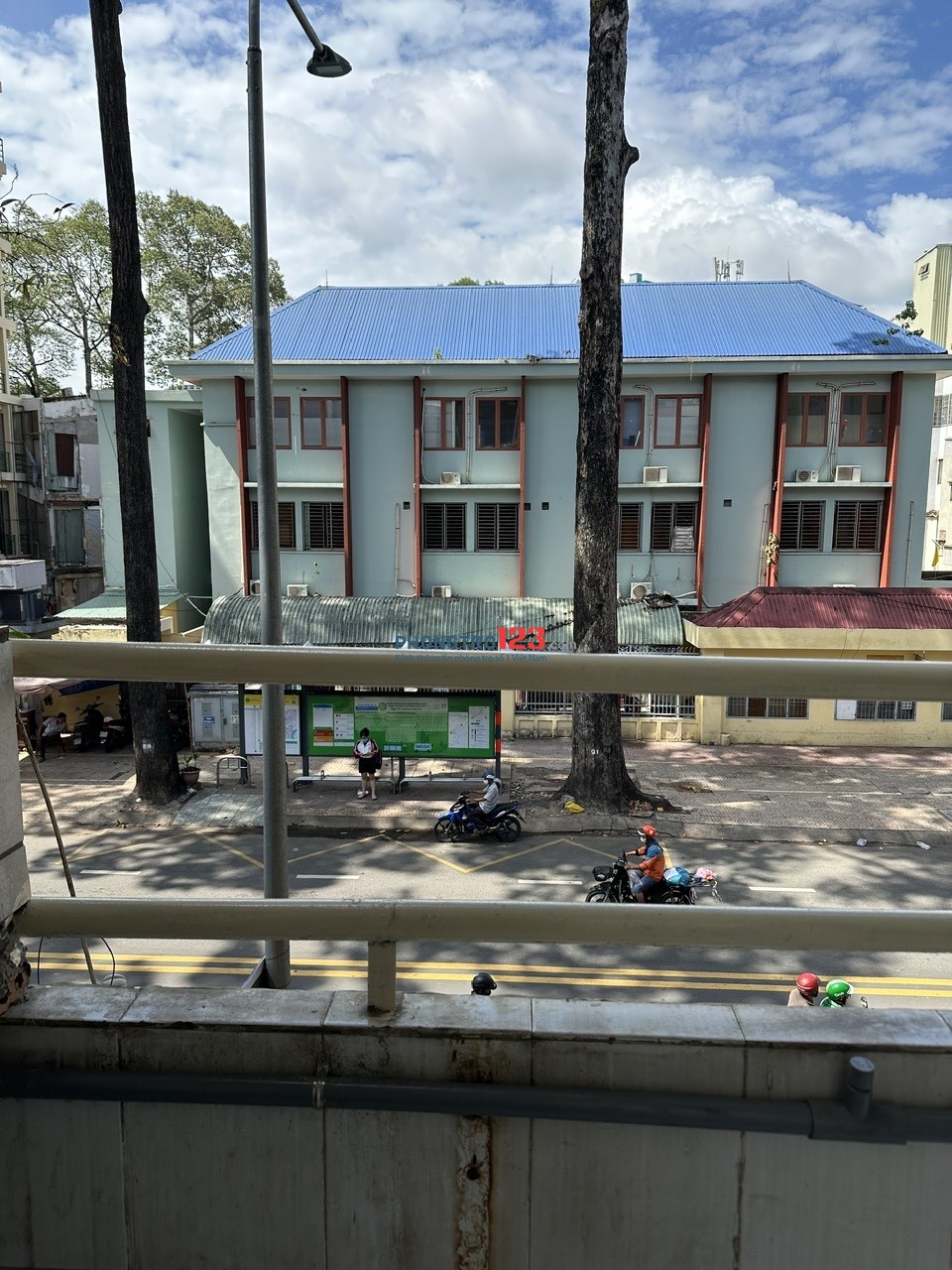 Cho thuê căn hộ lầu 1, nguyễn chí thanh, p5, q10, 80m2, 9tr