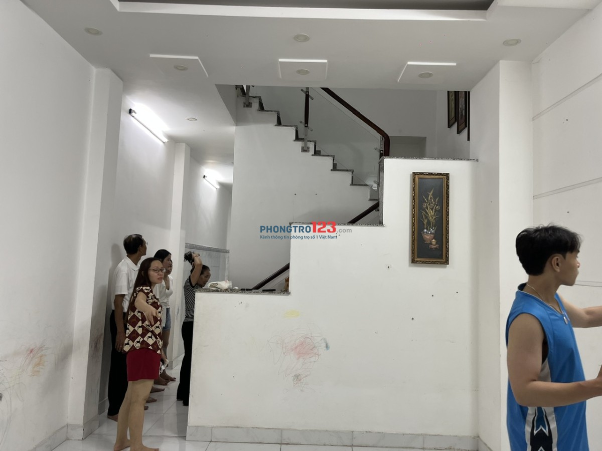 Cần cho thuê gấp nhà mặt tiền đường 26, Hiệp Bình Chánh