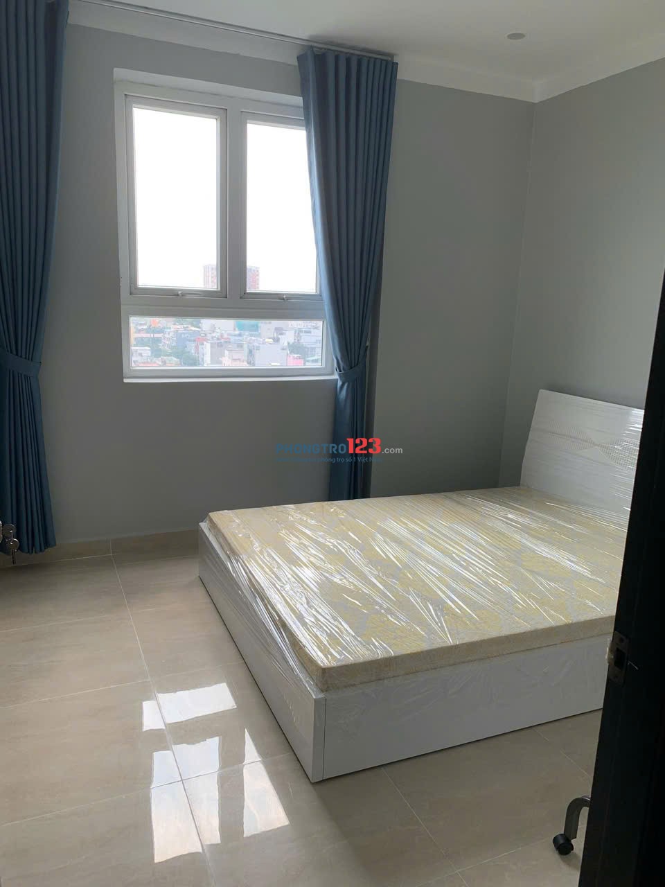 Chung cư Hà Đô, Nguyễn Văn Công, GV: 2p ngủ, 75m2, giá 12tr/th