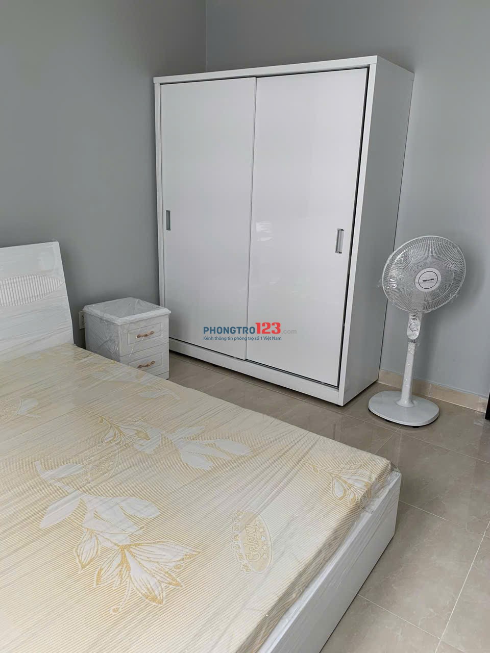 Chung cư Hà Đô, Nguyễn Văn Công, GV: 2p ngủ, 75m2, giá 12tr/th